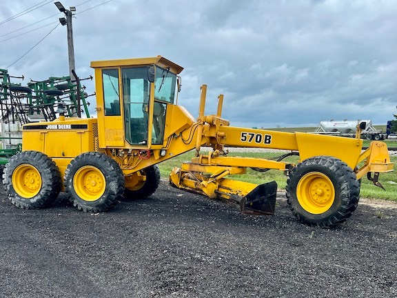 john deere grader